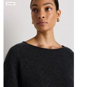 Quince 100% Mongolian Cashmere Boatneck Sweater Black Small New but no tags